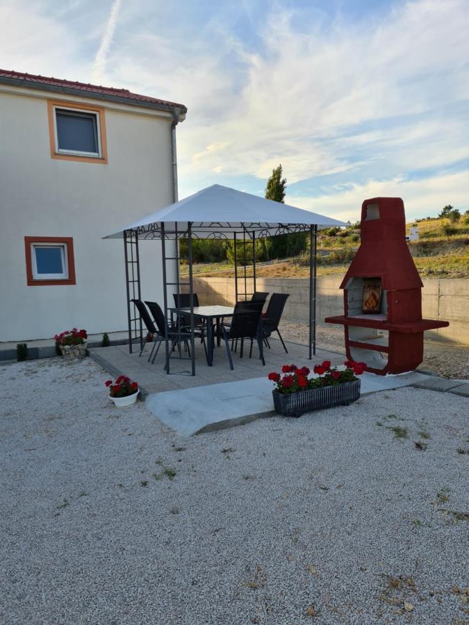 Apartmani Ivan Rtina Kültér fotó